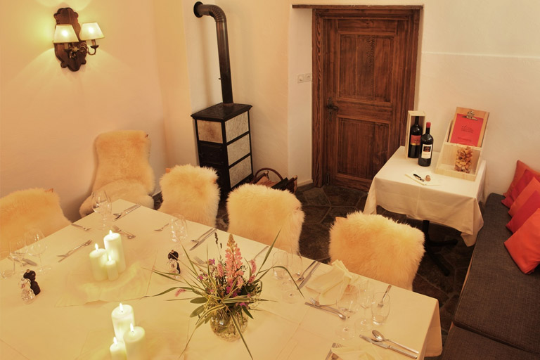 chamineda restaurant fextal 2